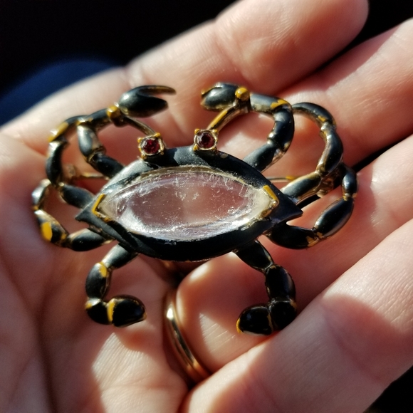 Relisted - Vintage crab brooch jelly belly unsigned Hattie Carnegie - Picture 9 of 13